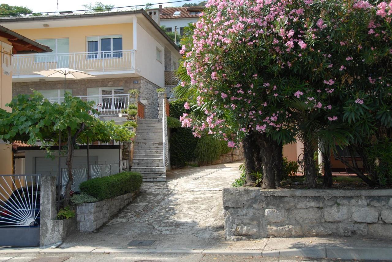 Apartment Bozic Opatija Exterior photo