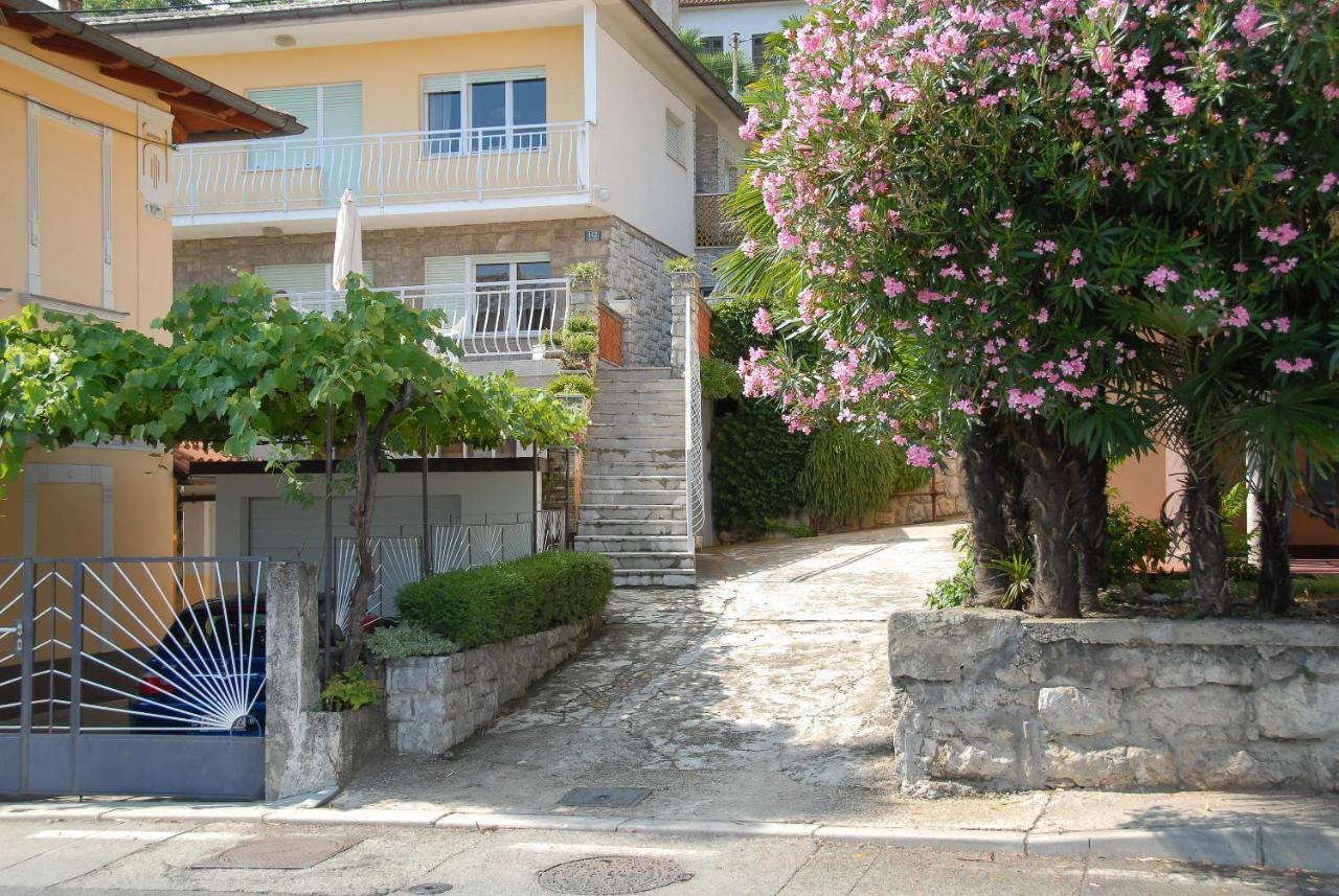 Apartment Bozic Opatija Exterior photo